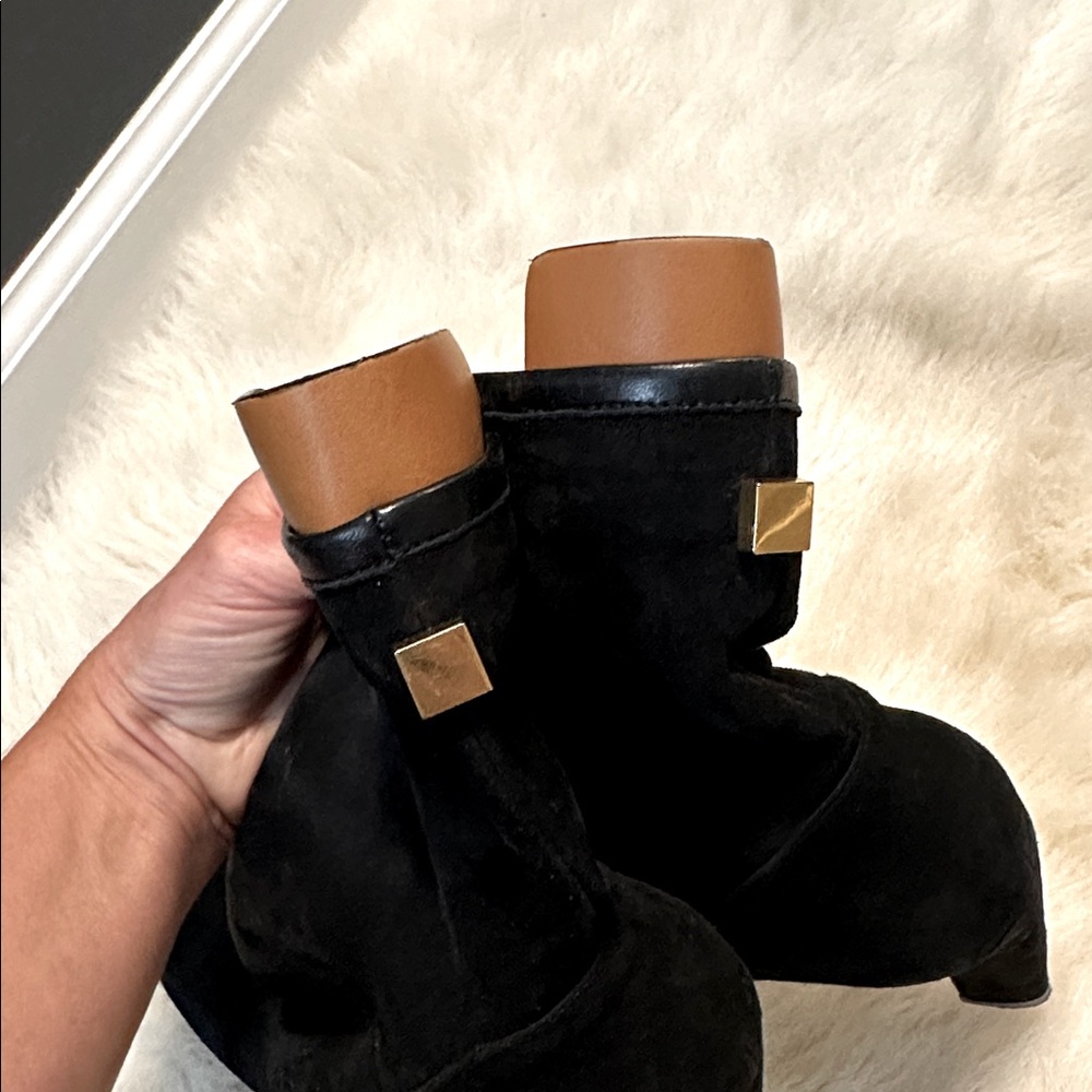 Stuart Weitzman Black Heeled Boots, worn once, excellent condition - Picture 5 of 7